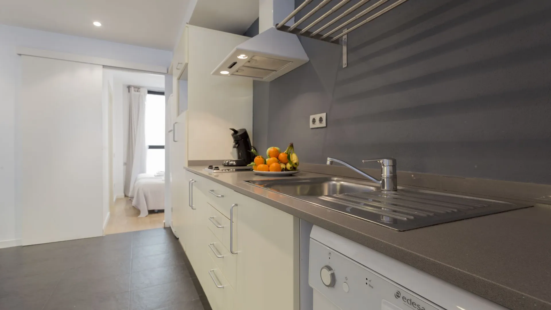 Ssg Liceo Apartments Barcelona 0*,  Spain